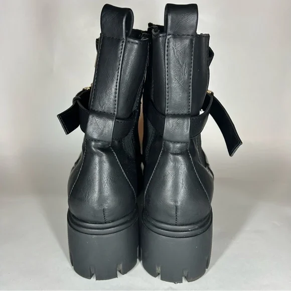 Black faux leather side knit zip up boots - Picture 5 of 8
